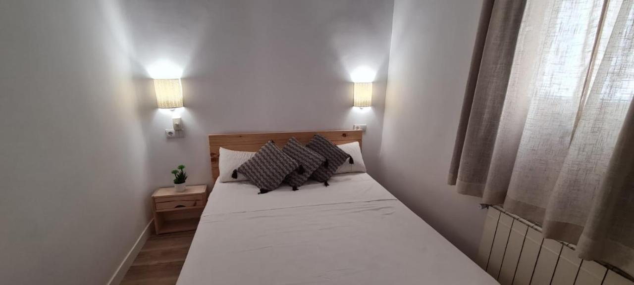 Hostal Andrea Sol マドリード エクステリア 写真